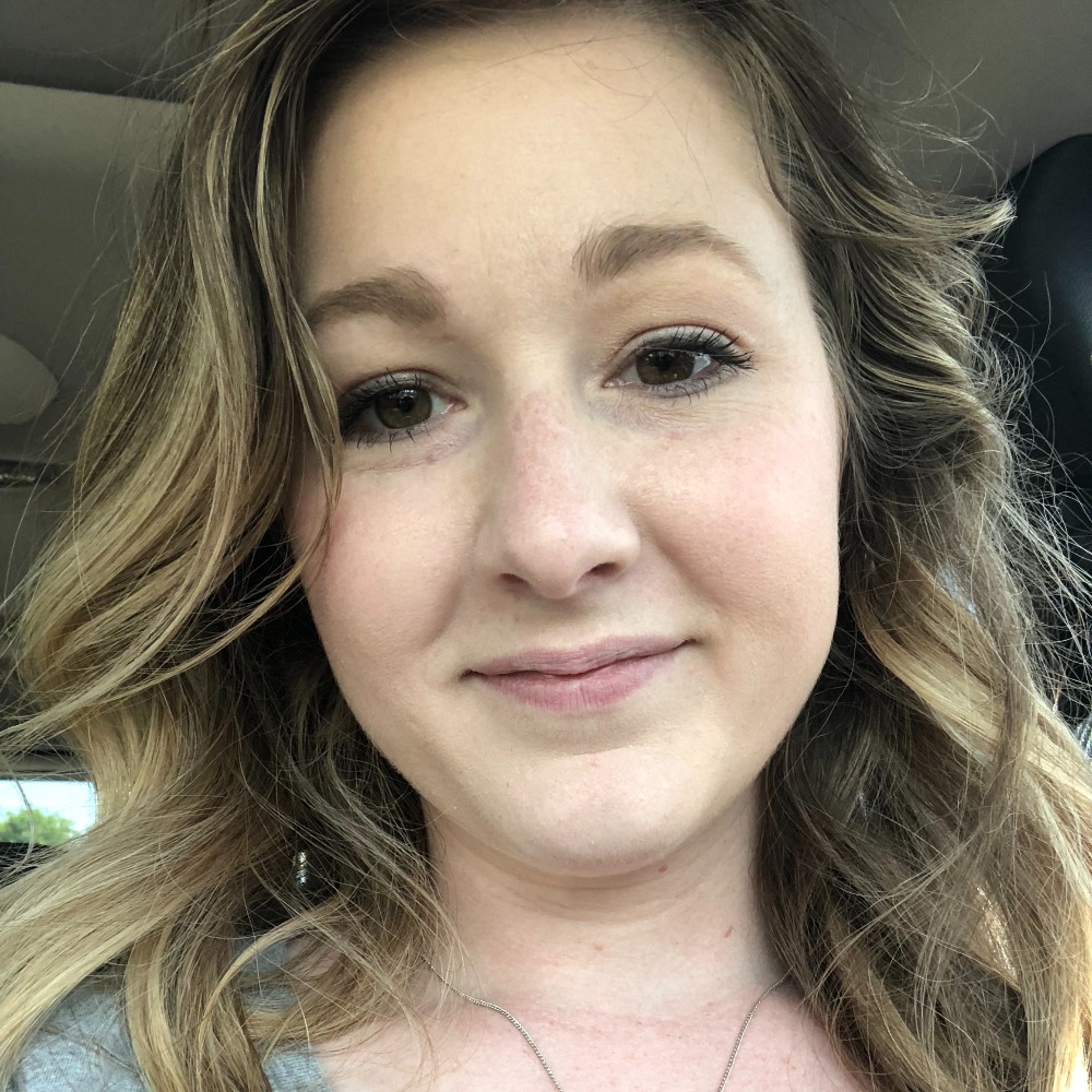 Meet your Posher, Lizzie